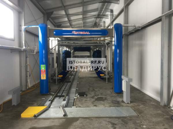 Туннельная (конвейерная) автомойка 4TC1000 с длиной конвейера 23,9 м. на оборотном водоснабжении